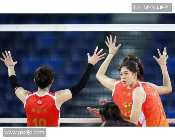赛后分析：上海排球队与重庆排球队的比赛节奏及表现对比探讨