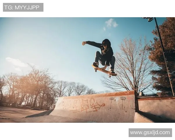 重庆极限运动队在滑板精英赛中的默契配合与精彩表现分析