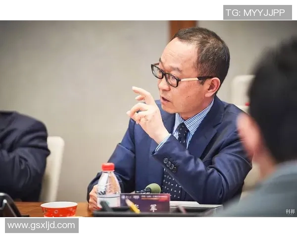 张军专访揭秘滑板行业成功秘诀与未来发展趋势 张军专访揭秘滑板行业成功秘诀与未来发展趋势
